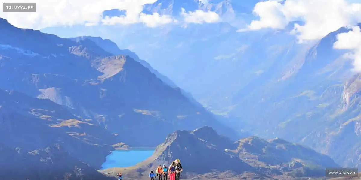 MILE米乐集团🥊每一次挥拳、每一次奔跑，都是对自己的承诺！